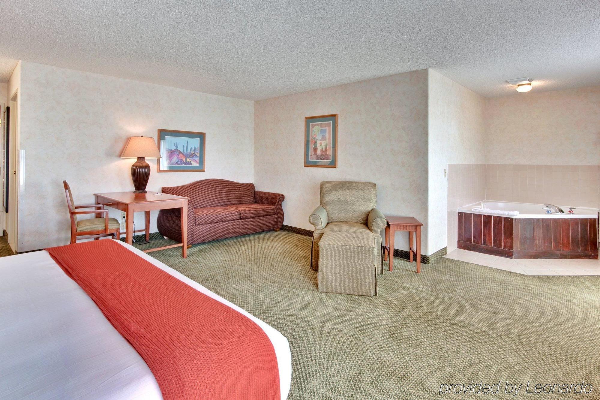 Vagabond Inn Executive Green Valley Eksteriør bilde