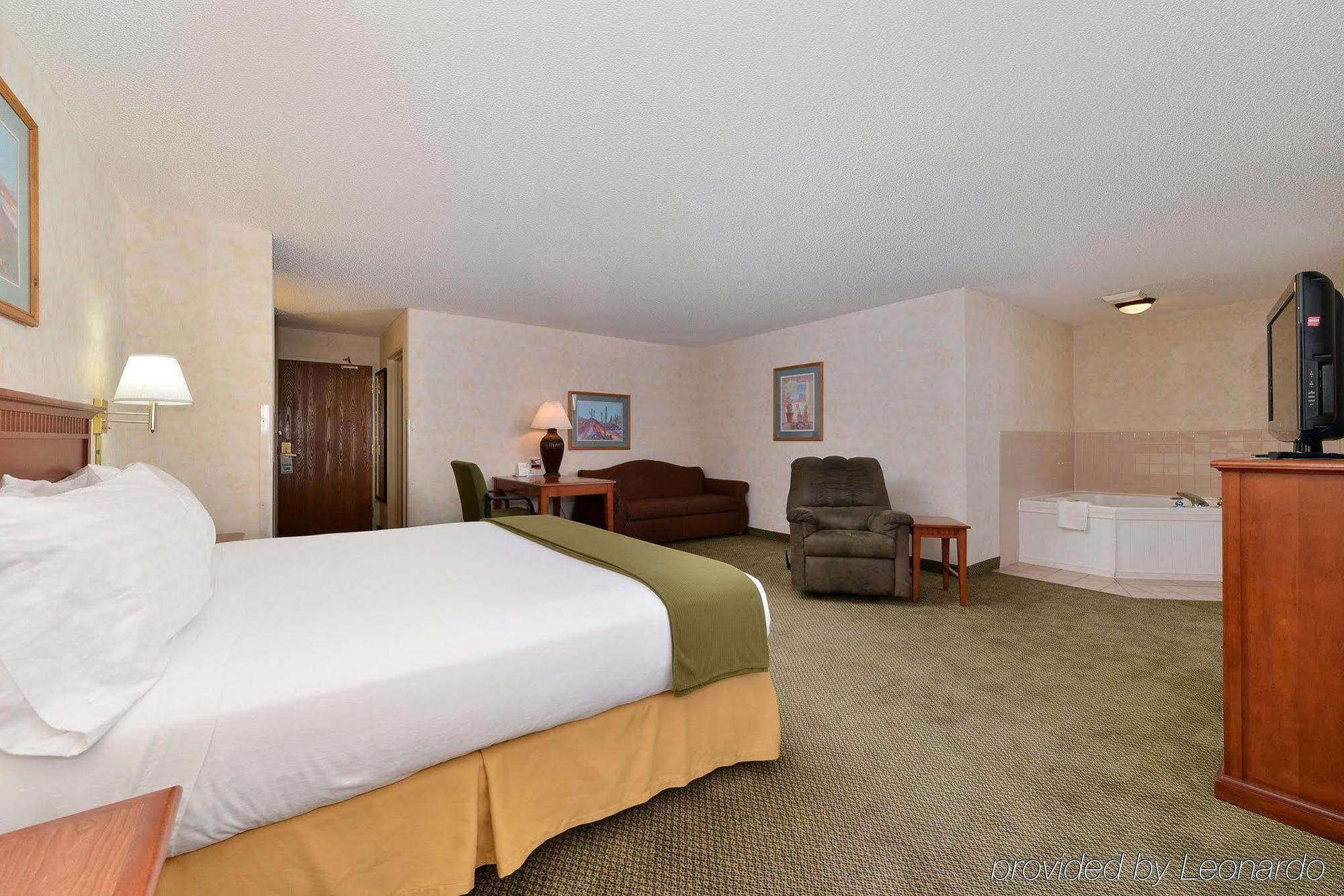 Vagabond Inn Executive Green Valley Eksteriør bilde